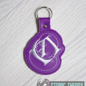 Calligraphy O Fob ITH in the hoop fob Digital Download for Machine Embroidery Pattern, Design (4×4 Hoop)