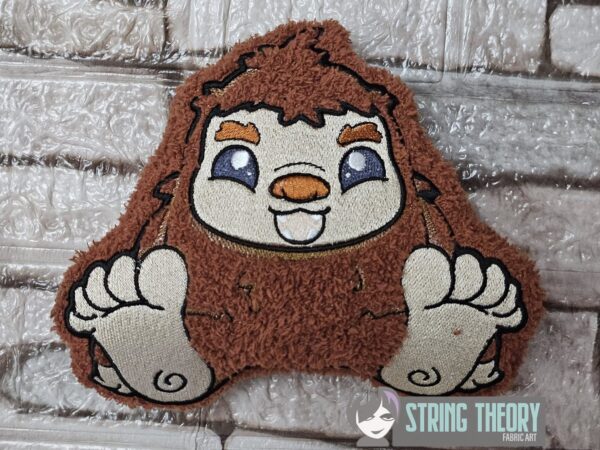 Chibi Big Foot Stuffie ITH in the hoop Digital Download for Machine Embroidery Pattern, Design (4×4, 5×7, 6×10, 7×11, 8×12 Hoop) - Image 3