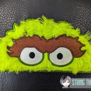 Sesame Street Oscar the Grouch peeker machine embroidery design