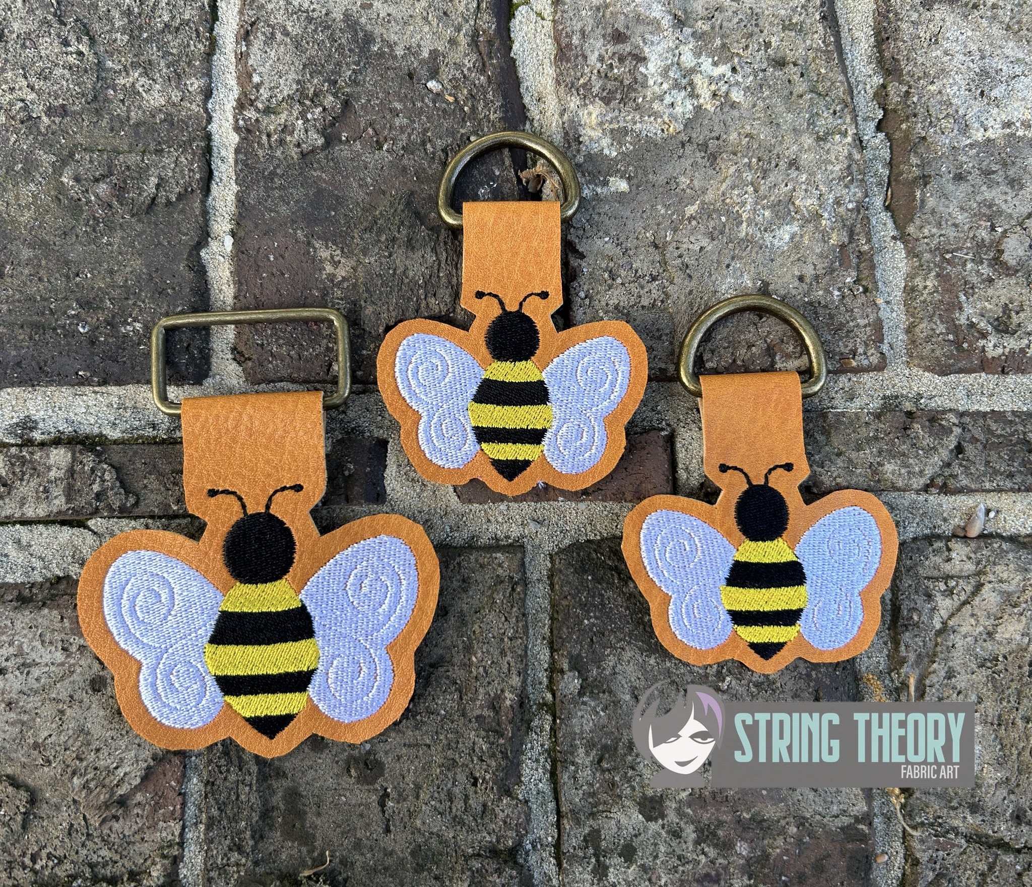 Bee ITH strap connector machine embroidery design
