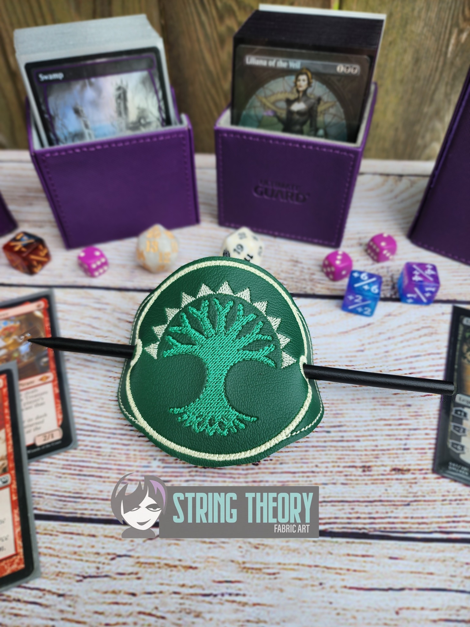 Magic the Gathering Selesnya ITH bun cover machine embroidery design