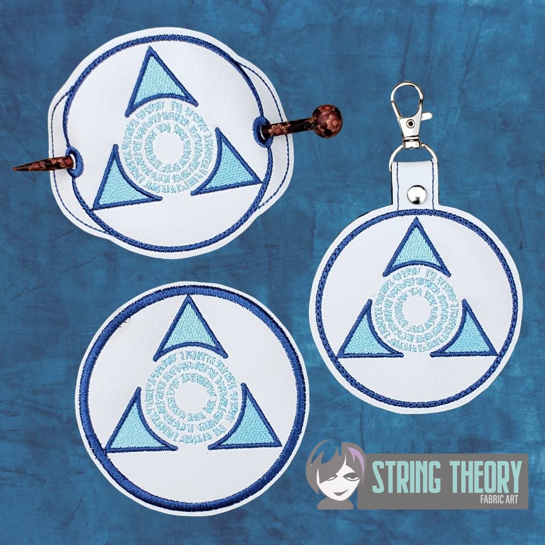 Magic the Gathering Azorius ITH Patch Fob Bun Cover machine embroidery design