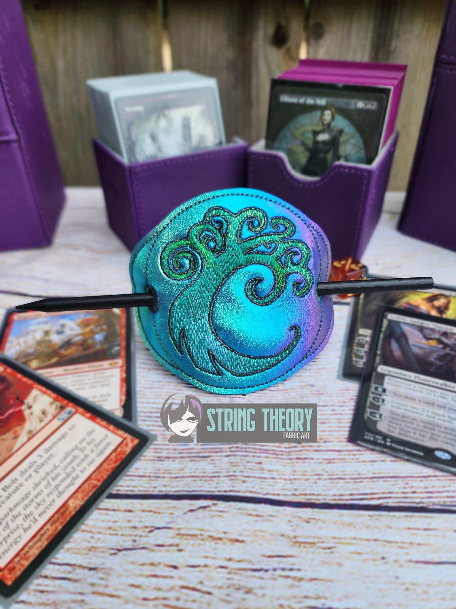 Magic the Gathering Simic ITH Bun Cover machine embroidery design