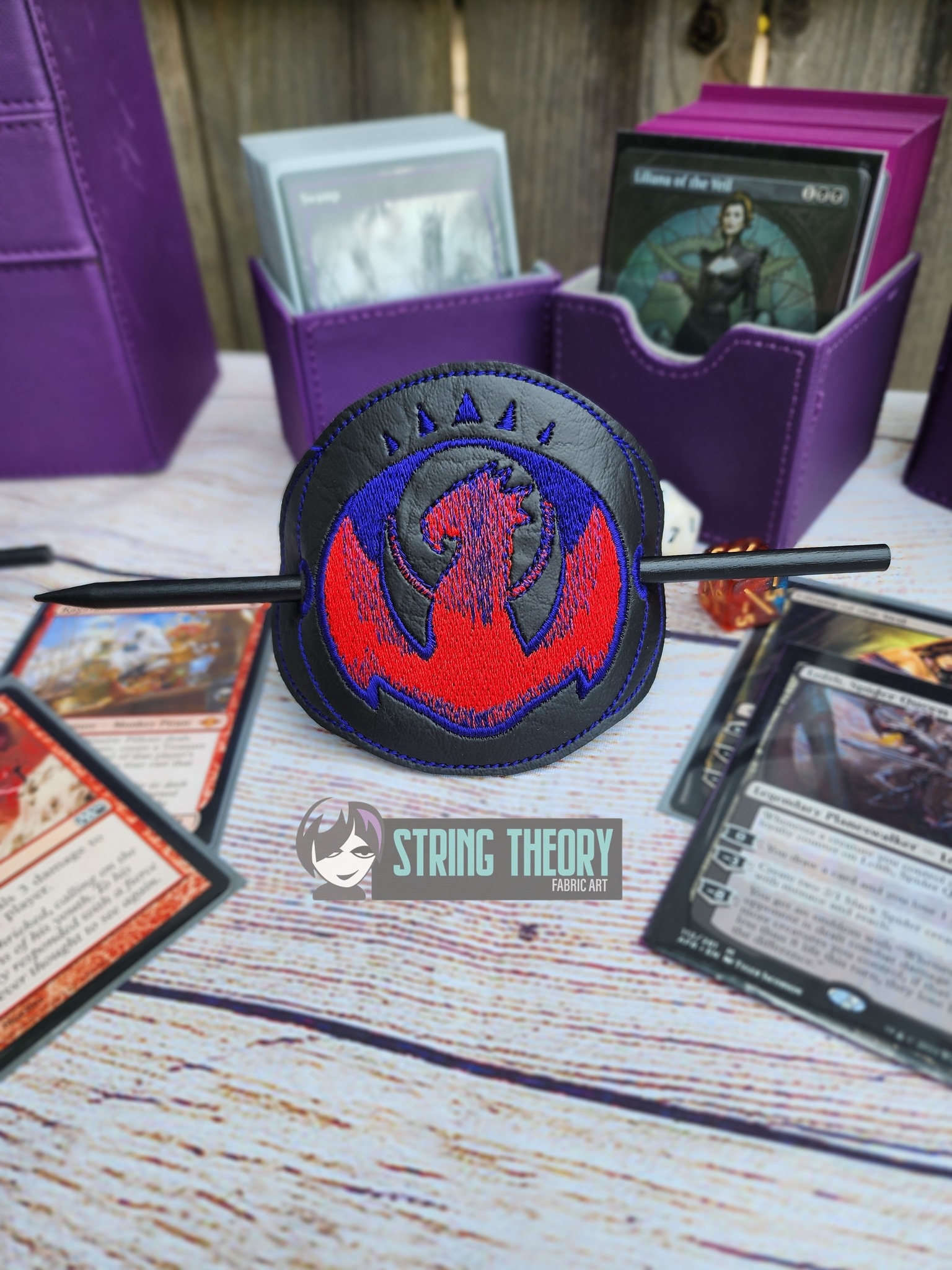 Magic the Gathering Izzet ITH Bun Cover machine embroidery design
