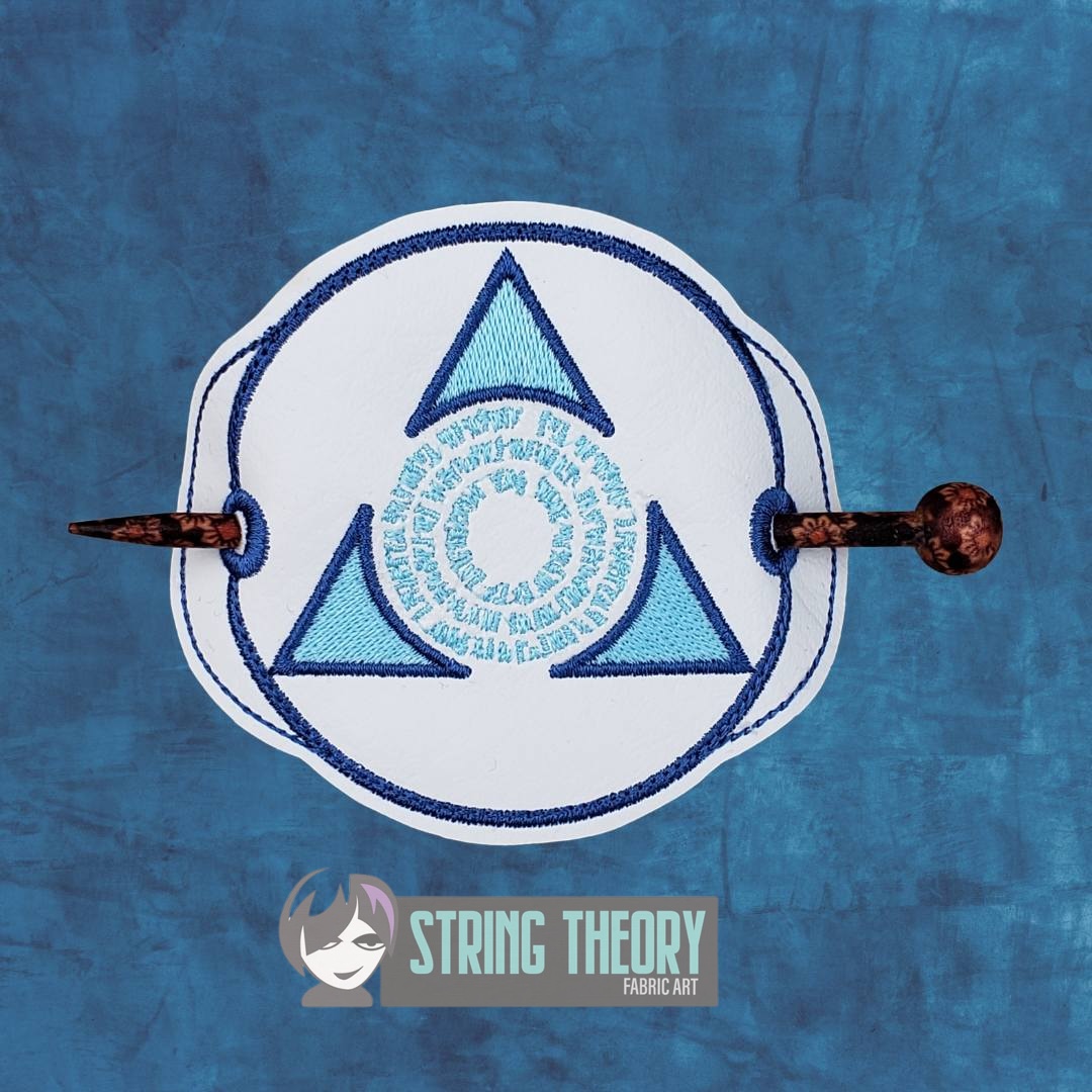 Magic the Gathering Azorius ITH Bun Cover machine embroidery design