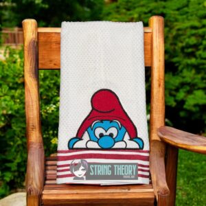 Peeker Papa Smurf machine embroidery design